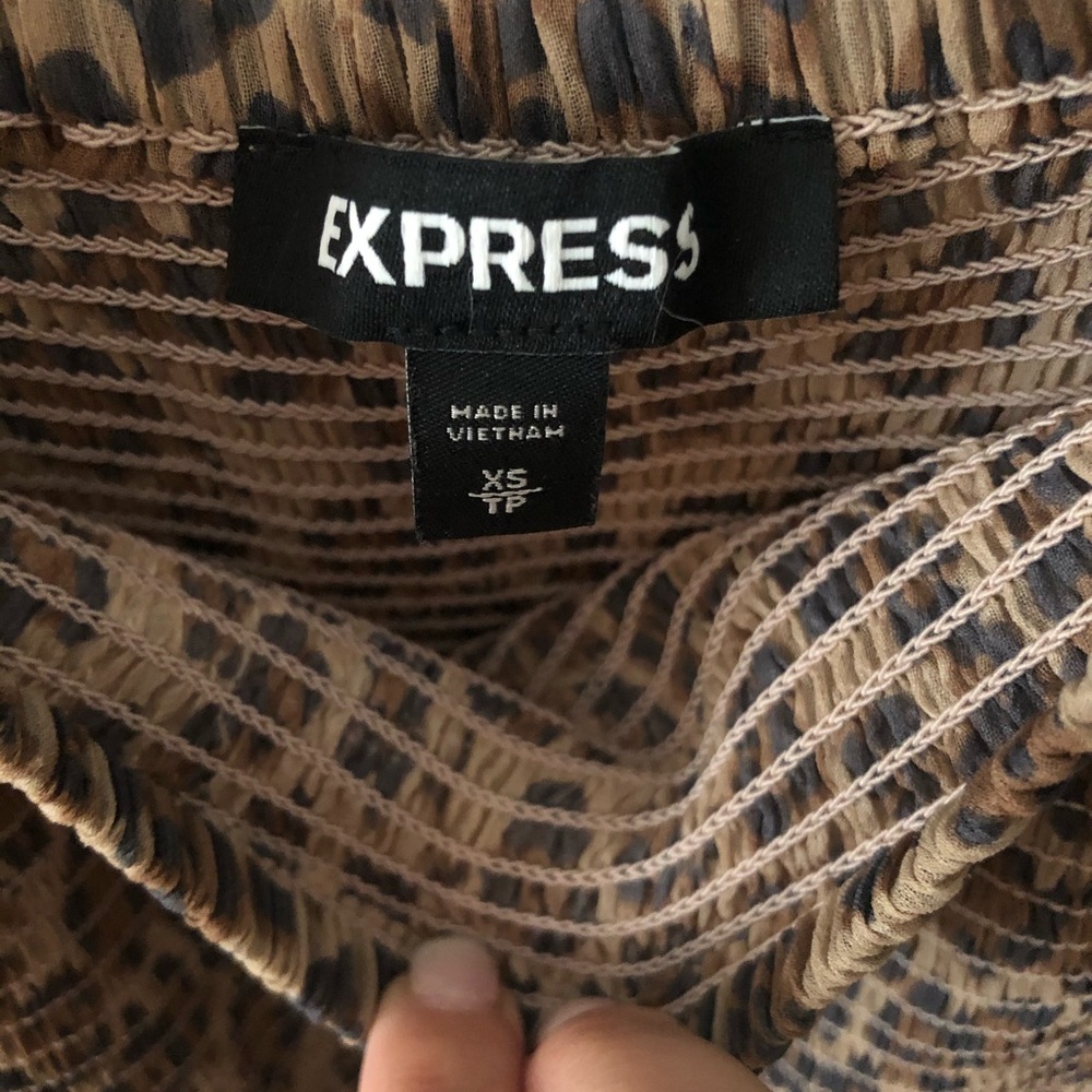 Express Leopard Ruffle Romper XS - Picture 9 of 11